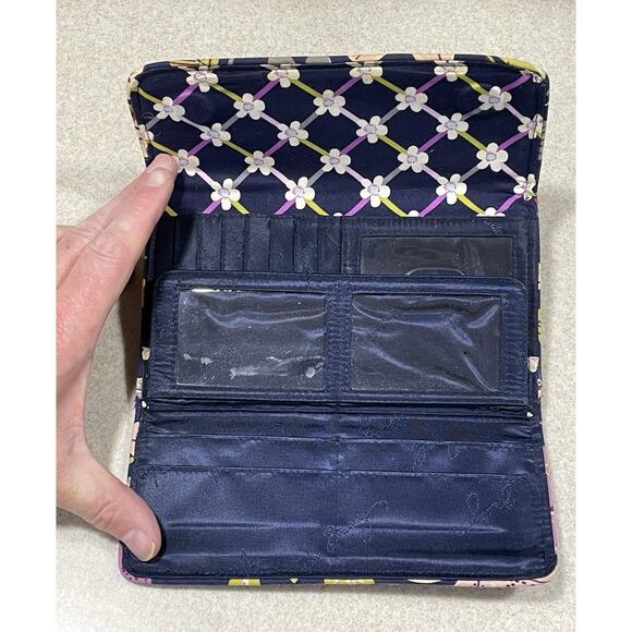 Vera Bradley Large Trifold Wallet Magnetic Closure, Purple Multi-Card Holder - Picture 3 of 11